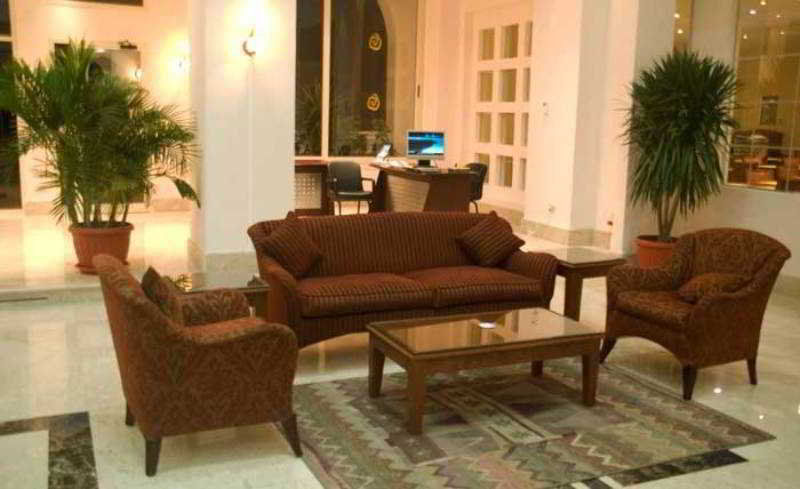 Hotel Tropicana Azure Club 3*