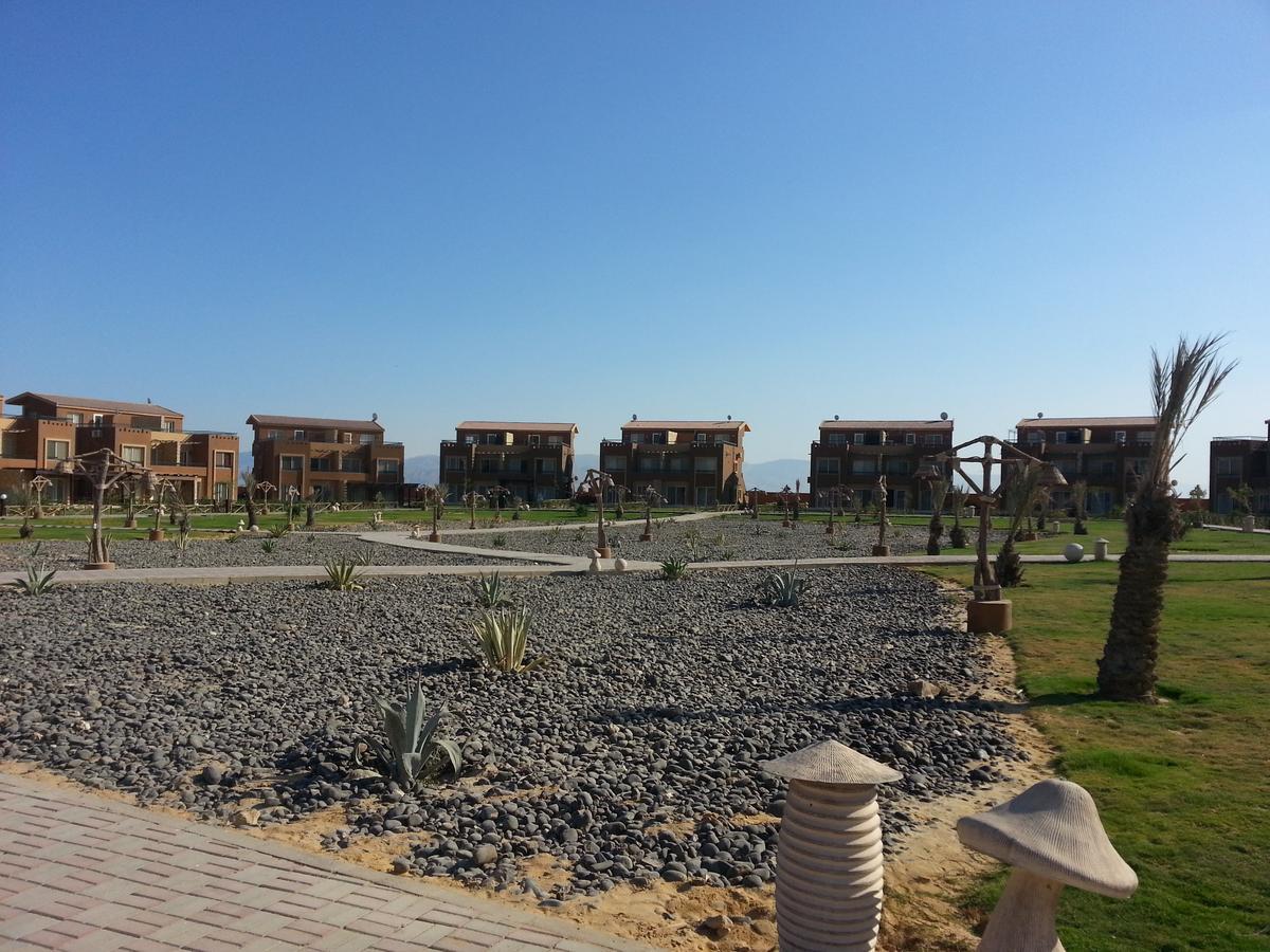 Florence In Marina Wadi Degla Ain Sokhna - Ground Floor With 360 Sqm With Private Garden
