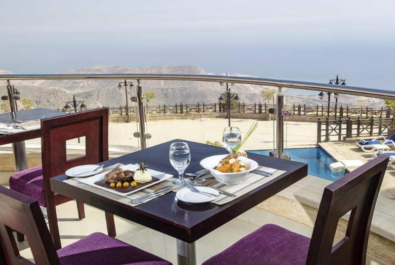 Chaletu Porto Sokna Water Front Ground Floor Family Only *