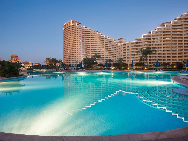 Chaletu Porto Sokna Water Front Ground Floor Family Only *