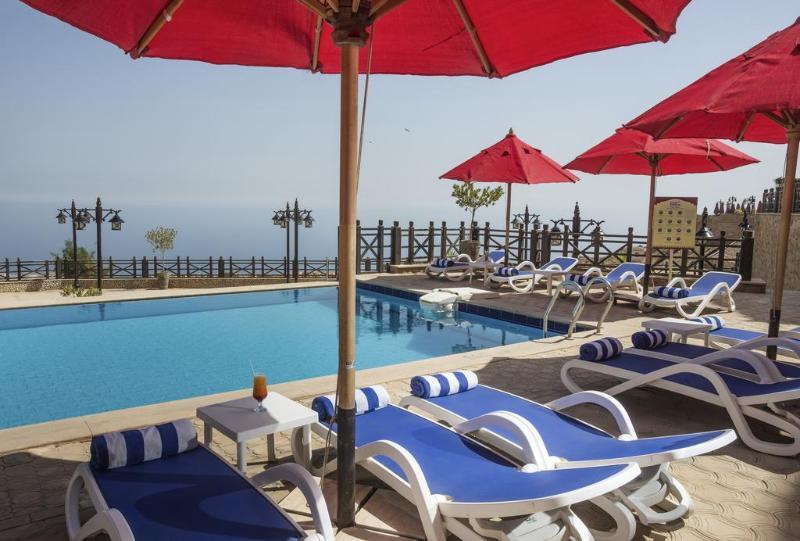 Chaletu Porto Sokna Water Front Ground Floor Family Only *