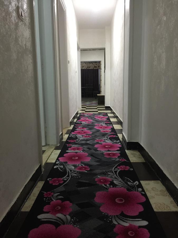 Gleem Seaview 4 *