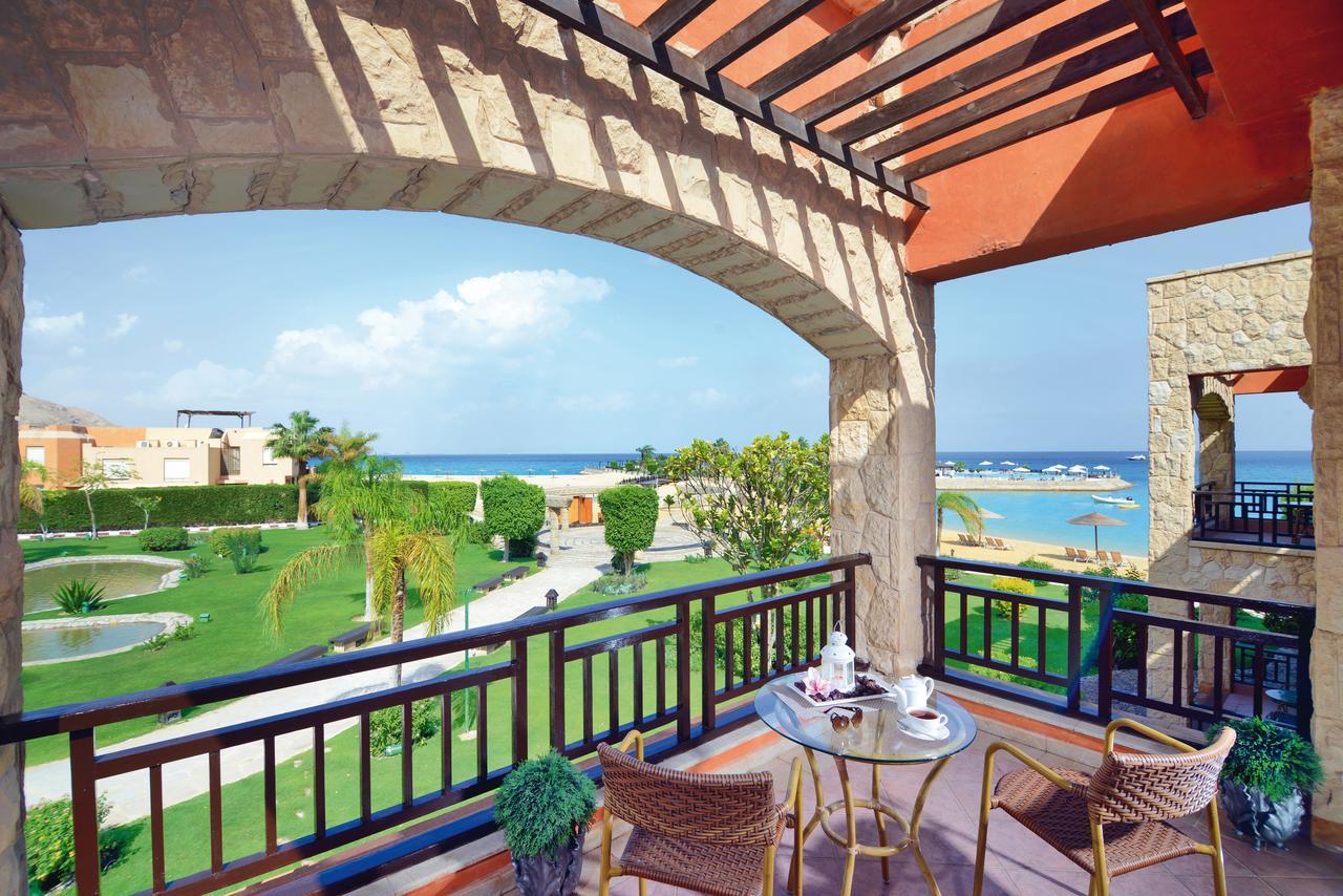 Resort Moevenpick El Sokhna 5*