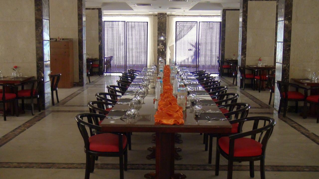 Hotel Trio Sea View Izbat al Mustamarah