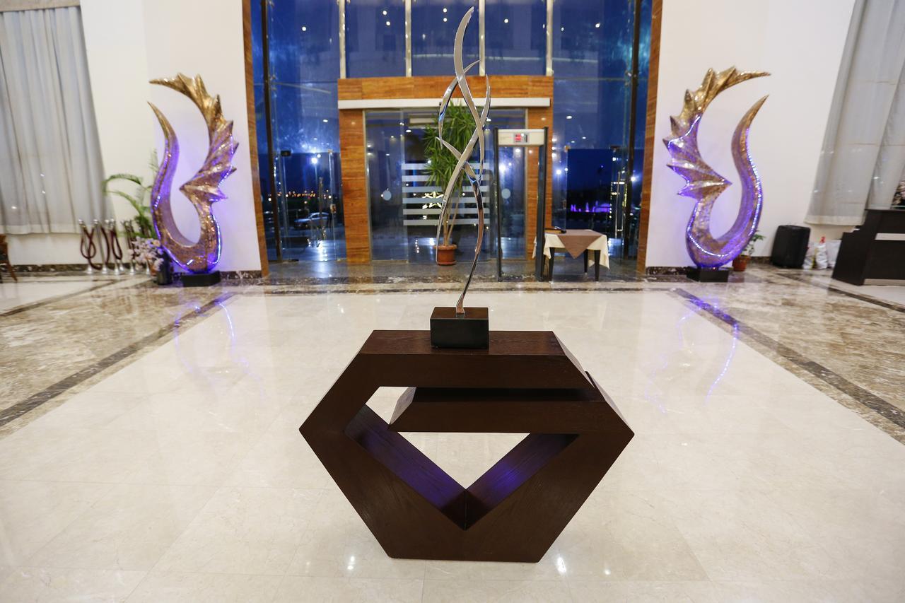 Tolip Family Park 5*
