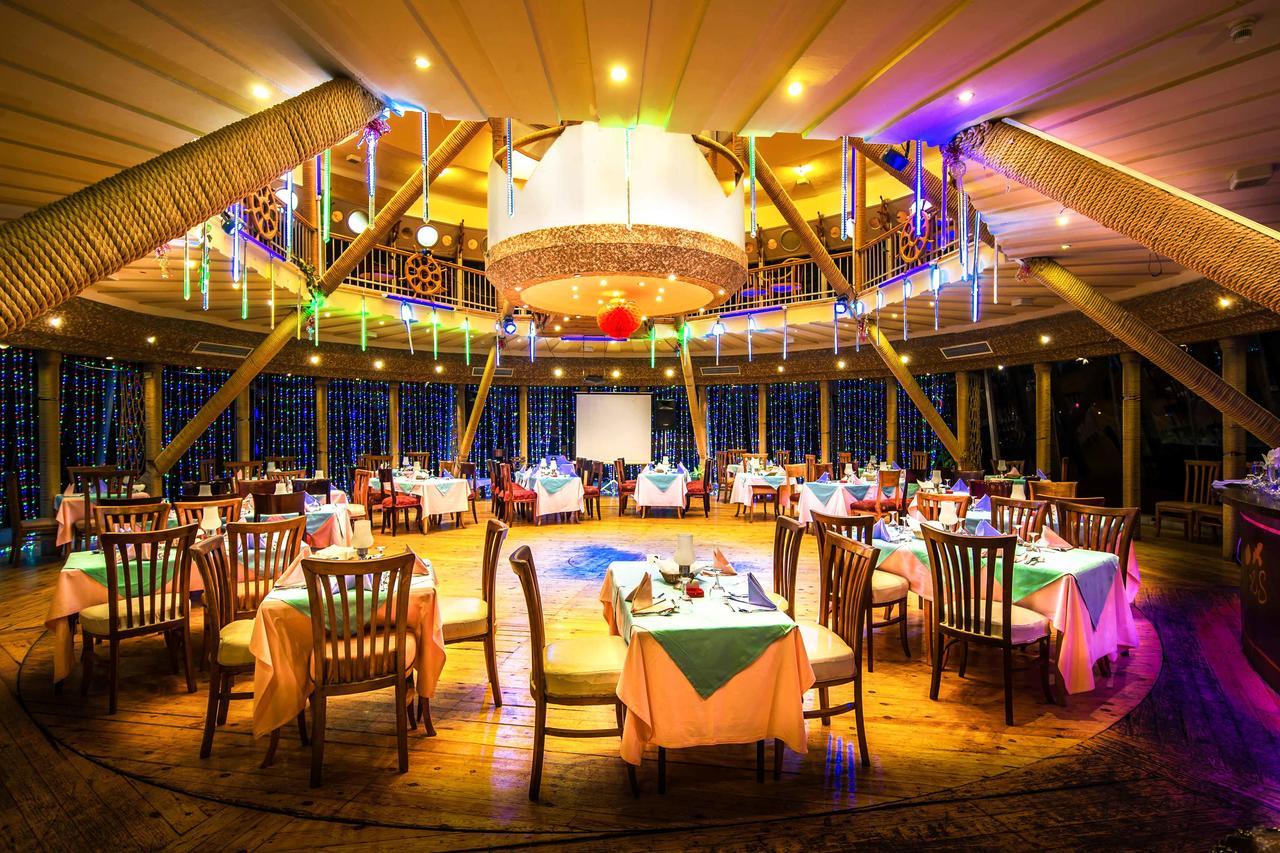 Seagull Beach - Families And Couples Only 4*