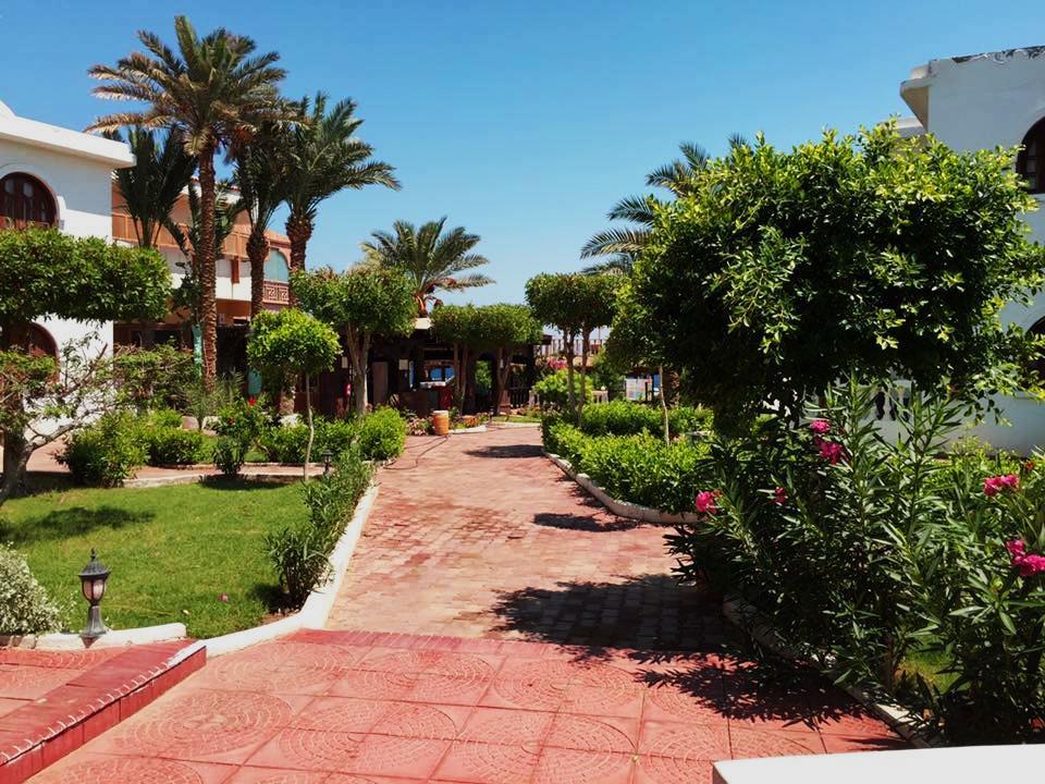 Christina Beach Palace 3*