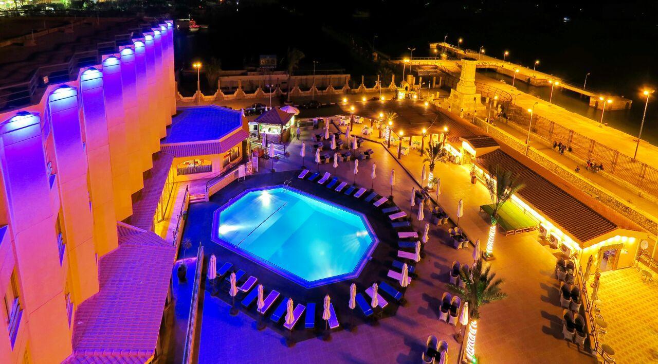 Resta 4*
