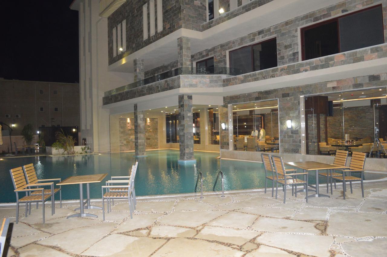Resort Panacea Borg El Arab