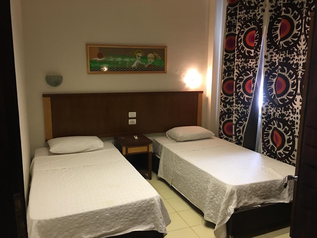 Savana Club & Aqua Park Hotel 4*