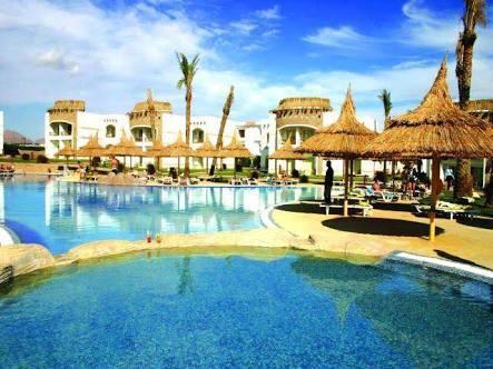 Savana Club & Aqua Park Hotel