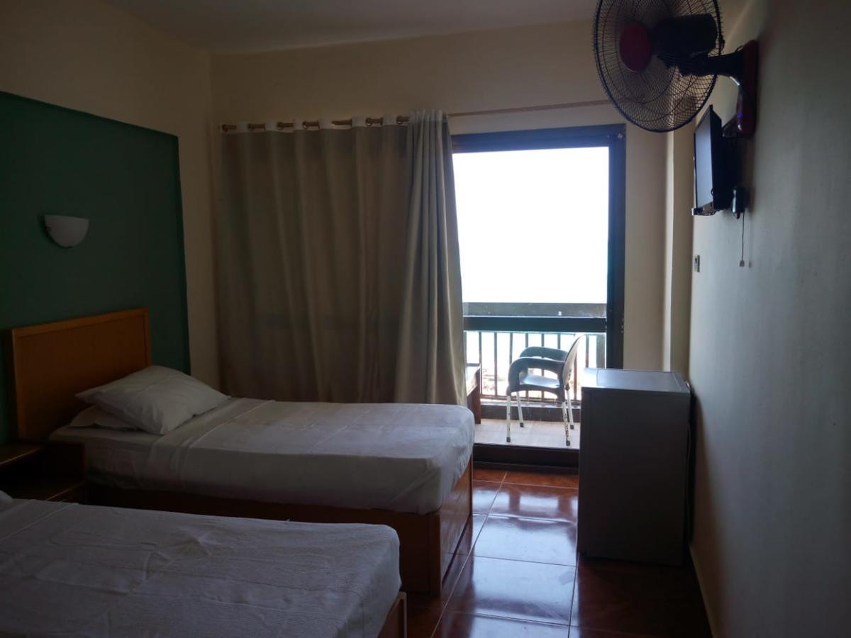 Royal Crown Marsa Matruh عائلات فقط
