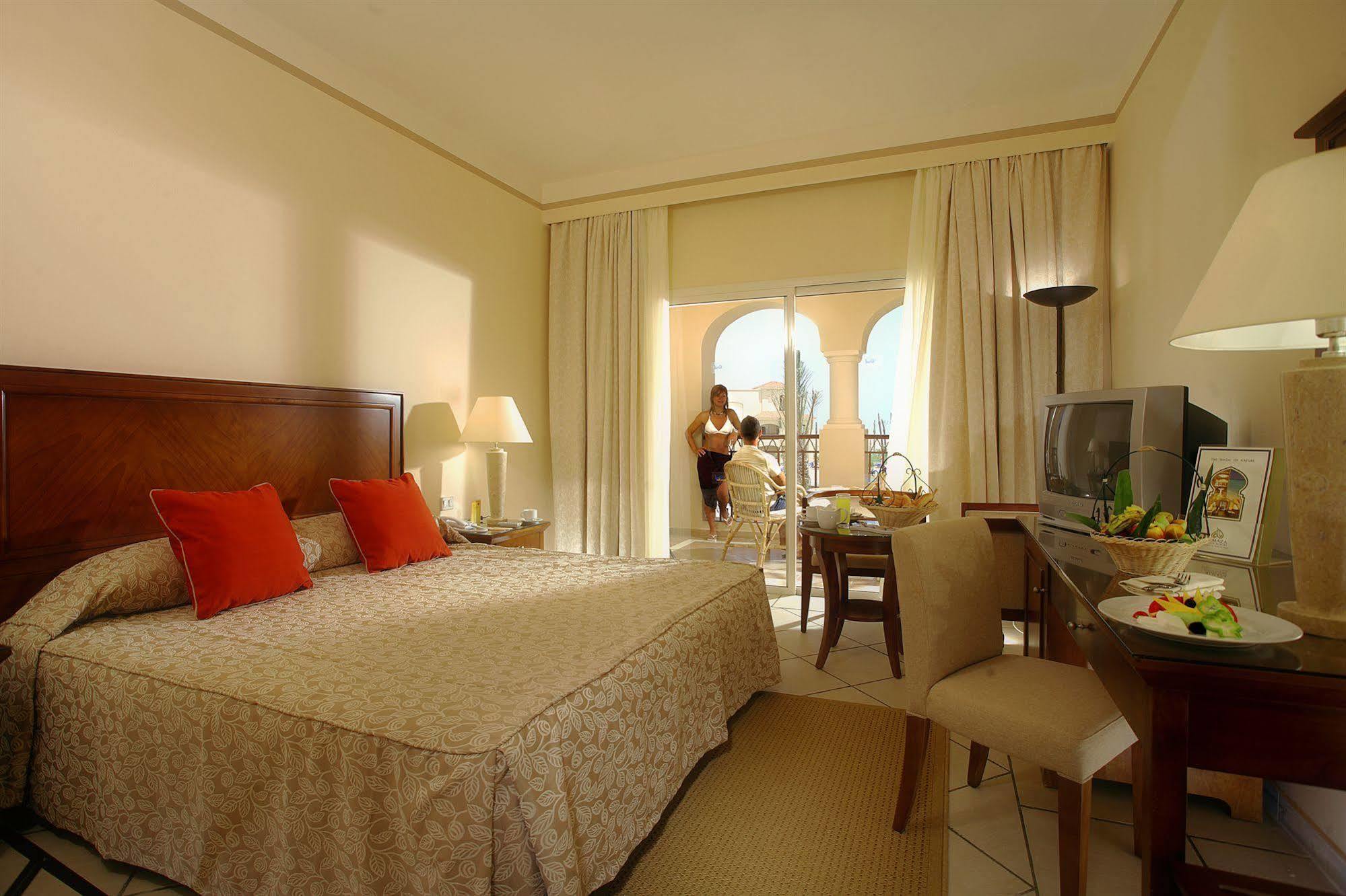Jaz Almaza Resort, Almaza Bay 5* Mersa Matruh