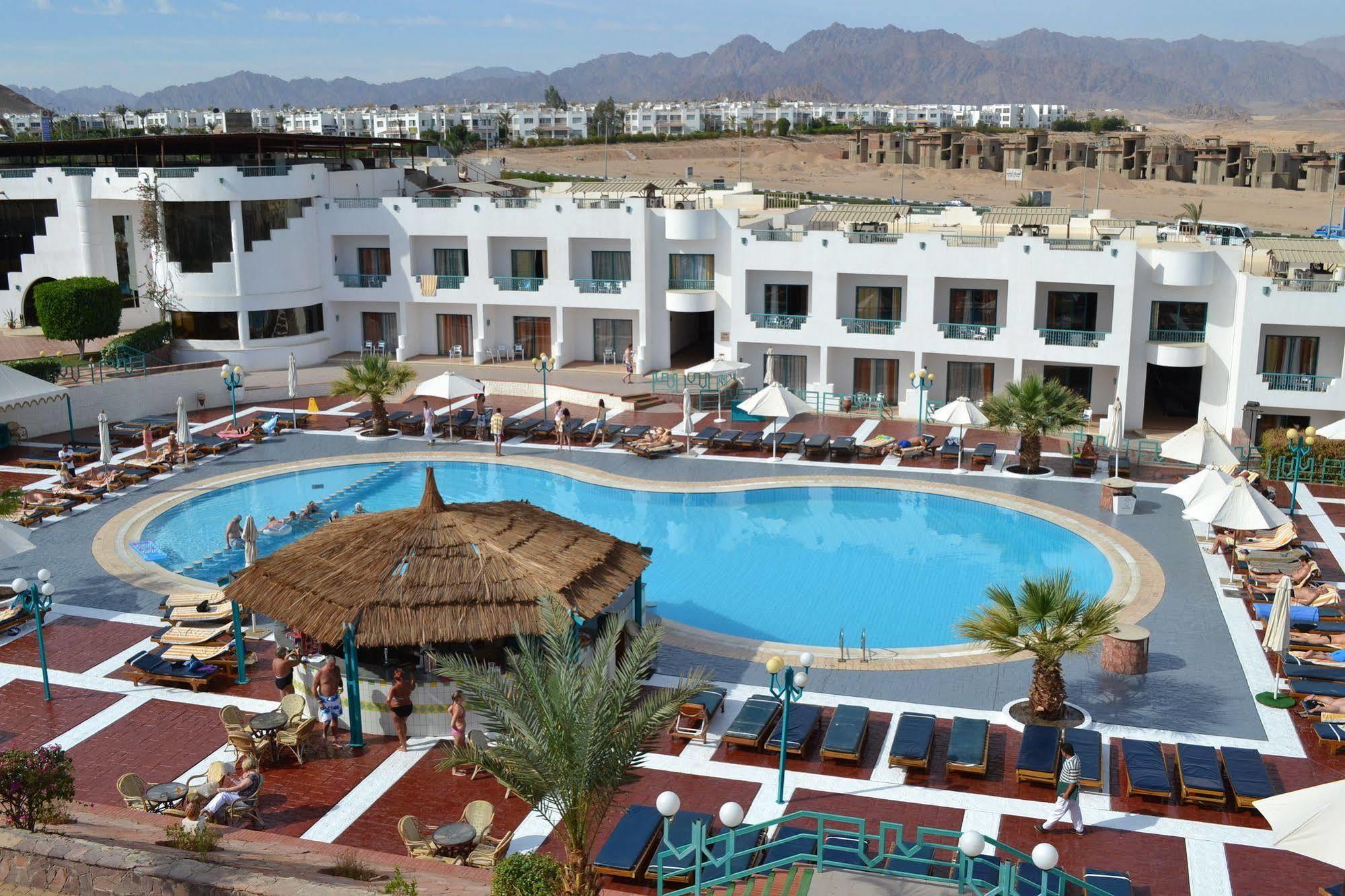 Complex Sharm Holiday Resort 4*
