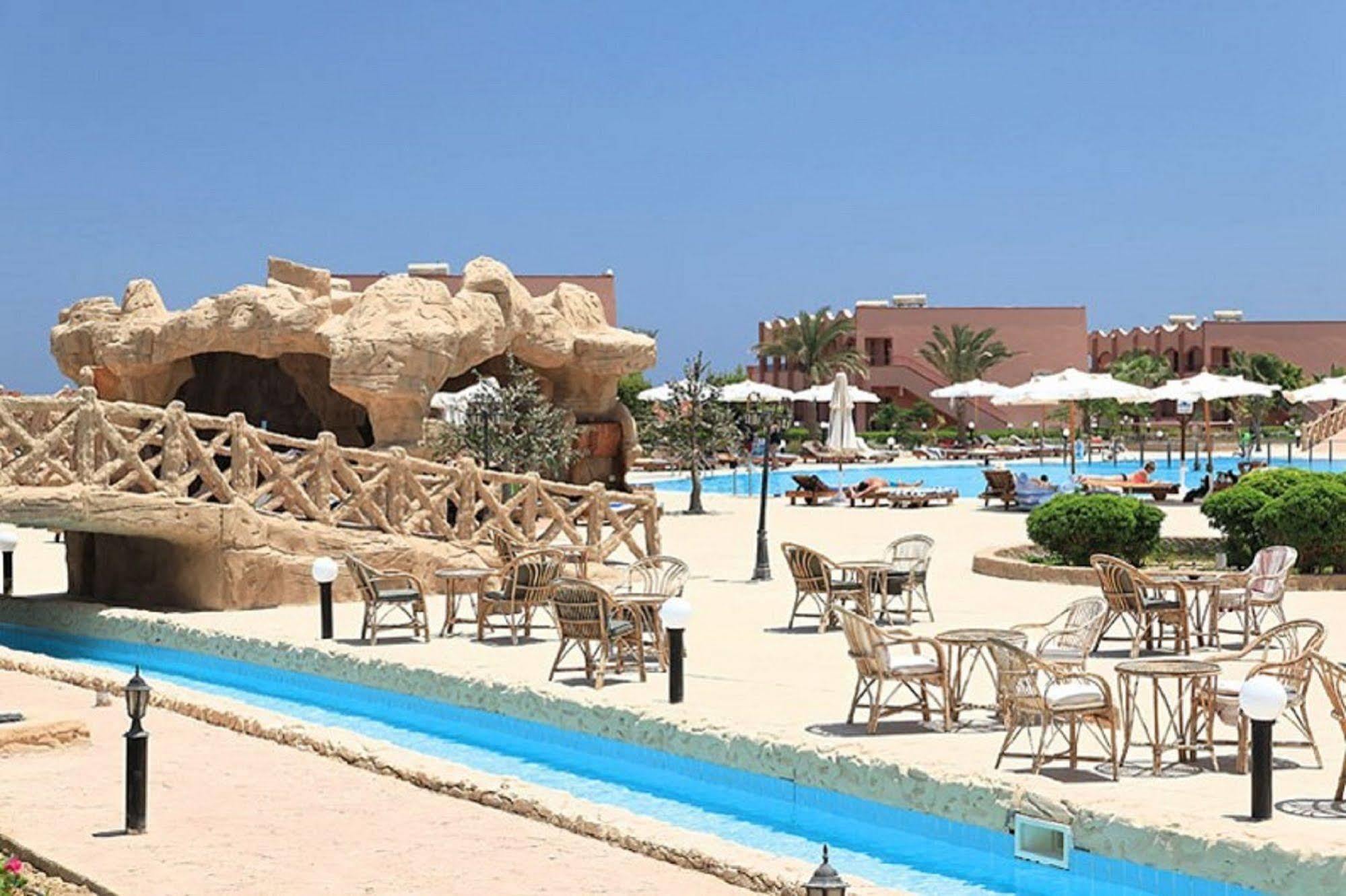 Resort Three Corners Happy Life