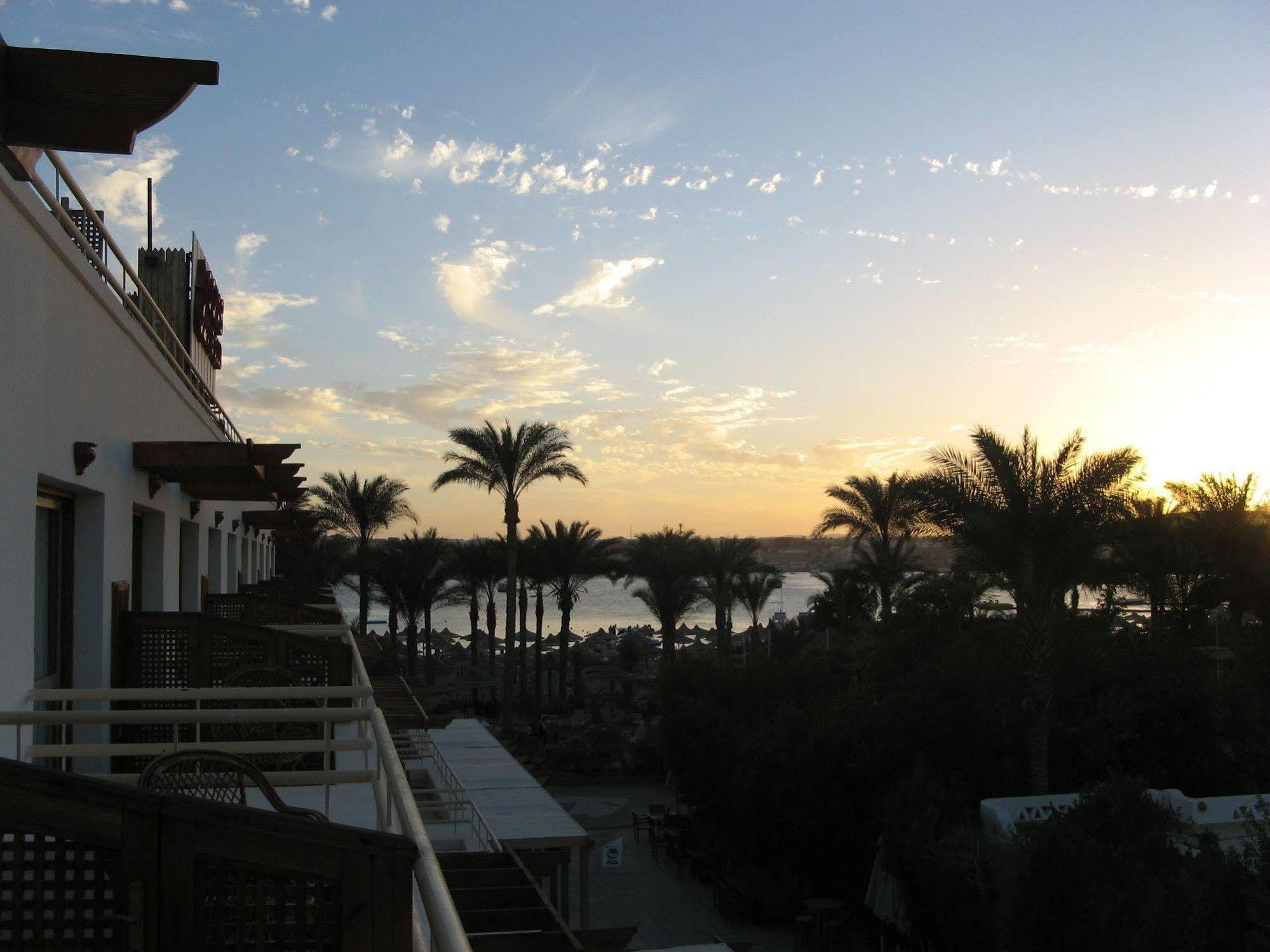 Oonas Dive Club Resort