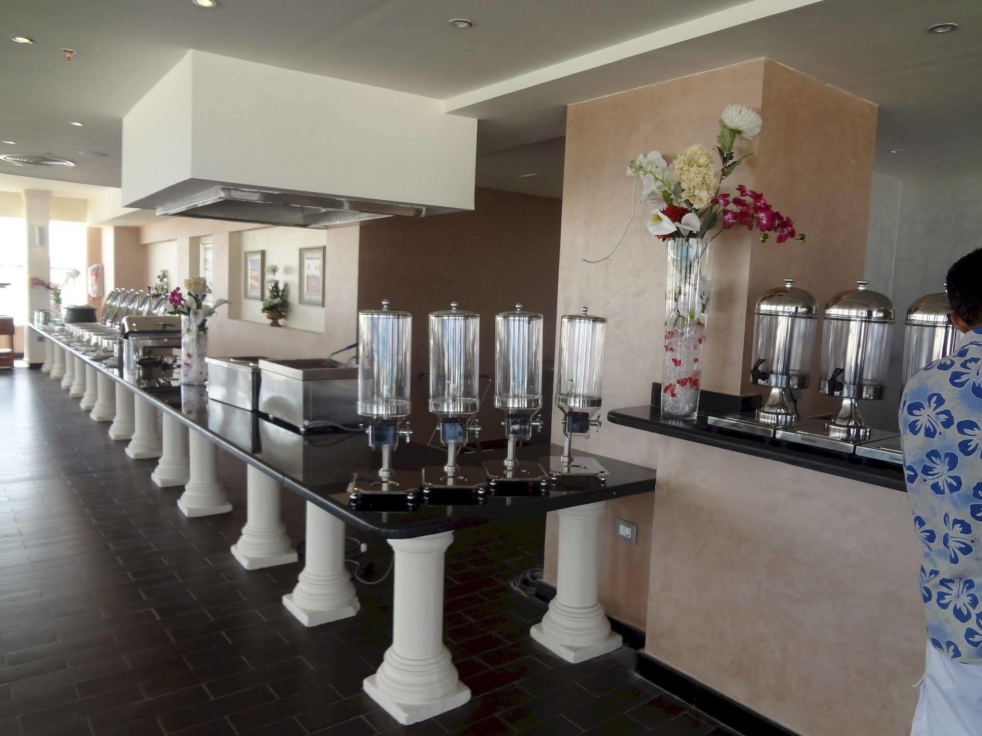 Resort Porto Matrouh Beach 5*