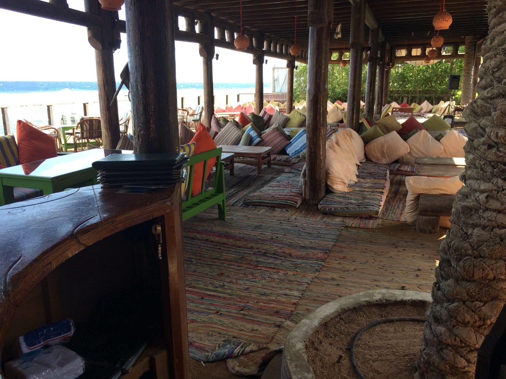 Penguin Village Otel 3*