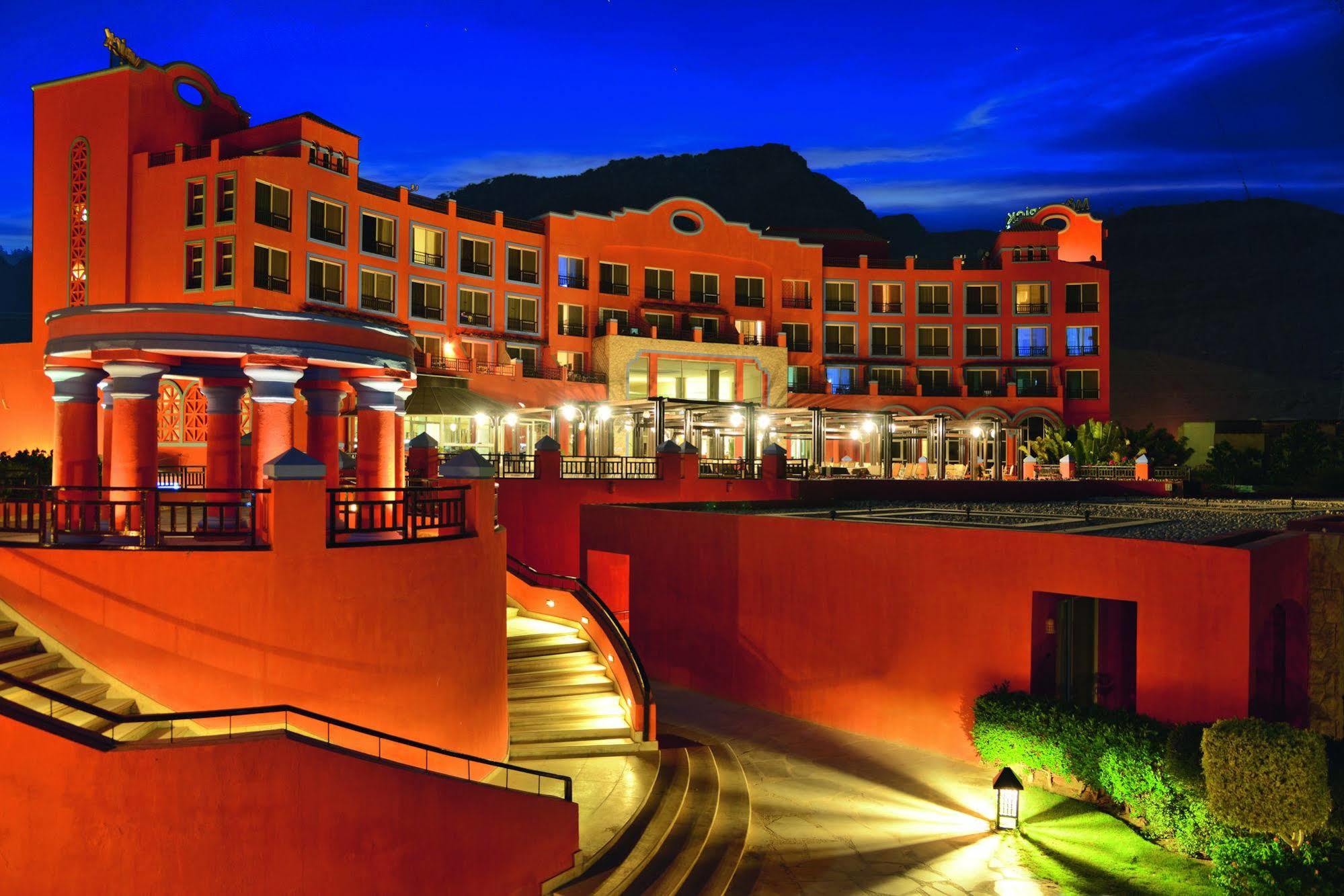 Moevenpick El Sokhna Resort 5*