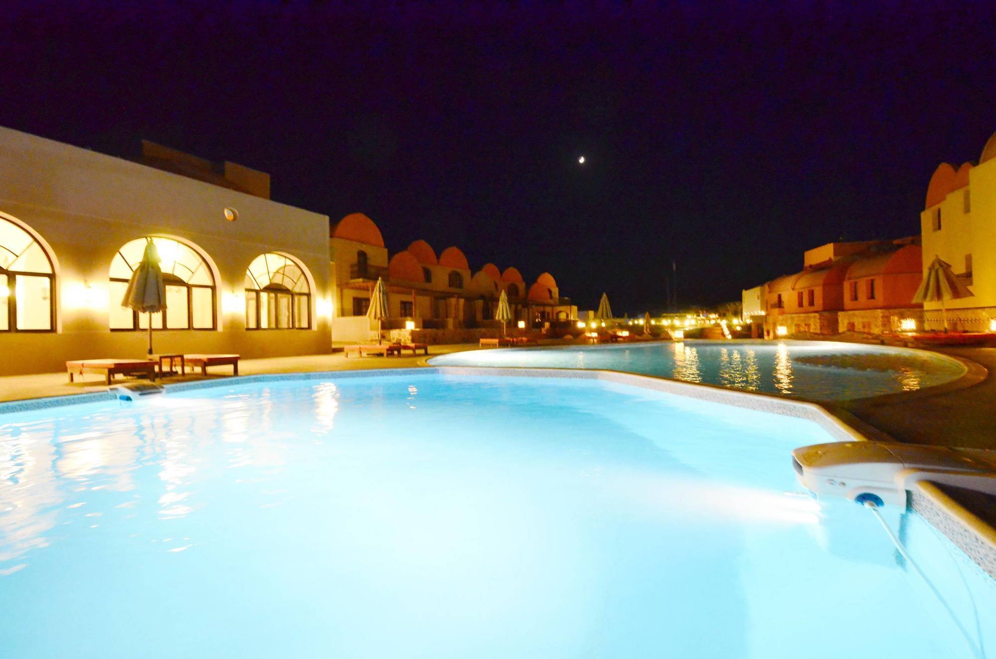 Hotel Rohanou &