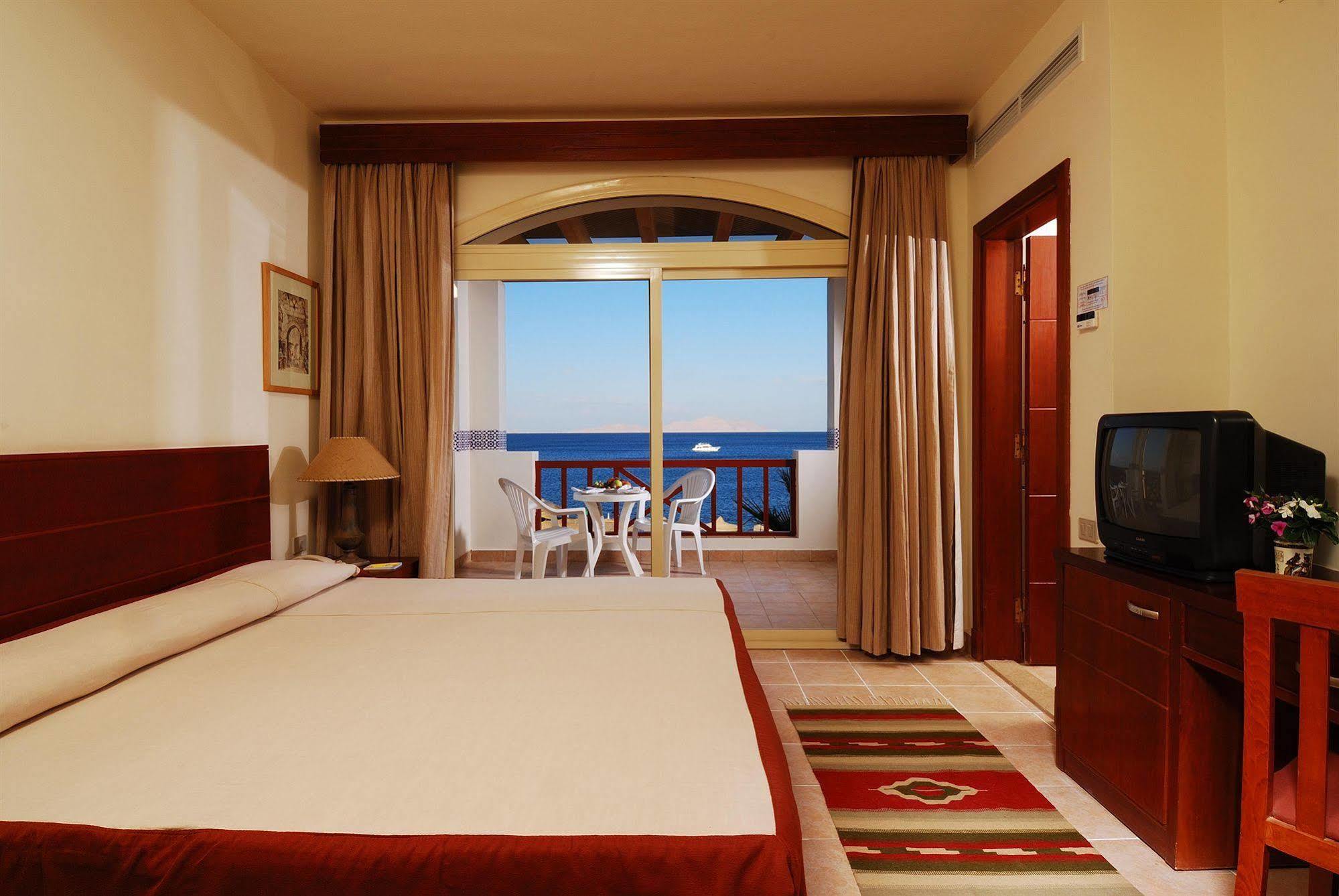 Amphoras Blu Sharm El Sheikk