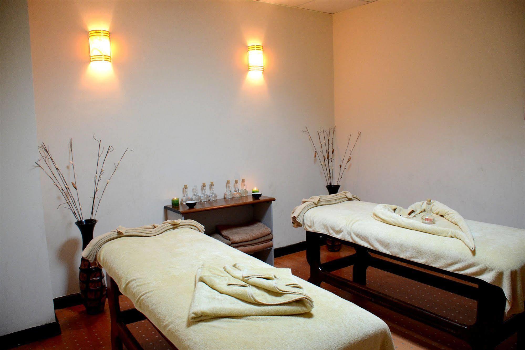 Complex Rehana Prestige Luxury &