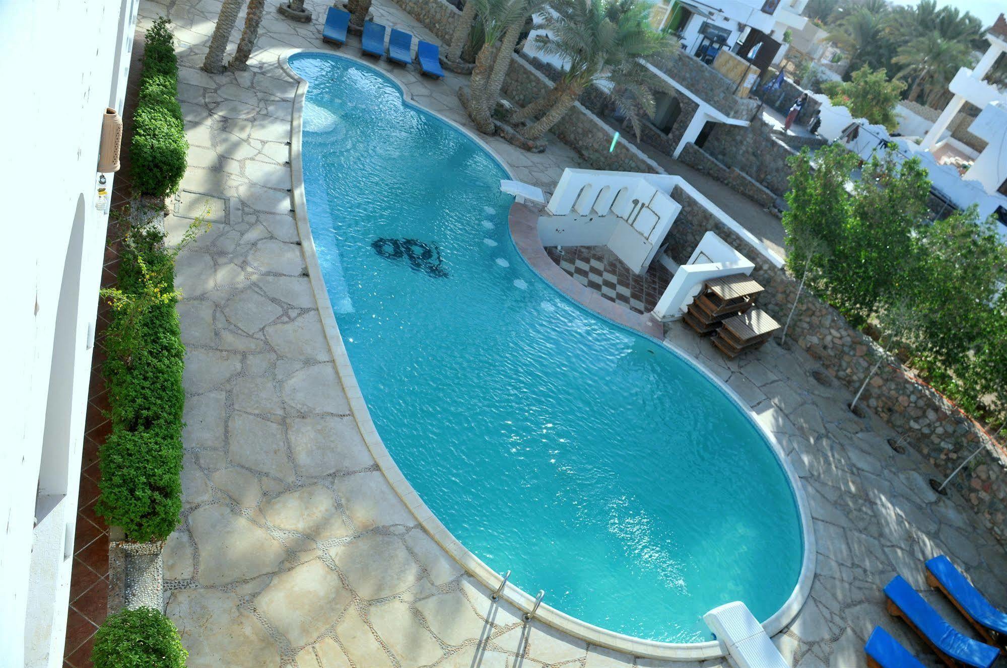 Divers Hostel