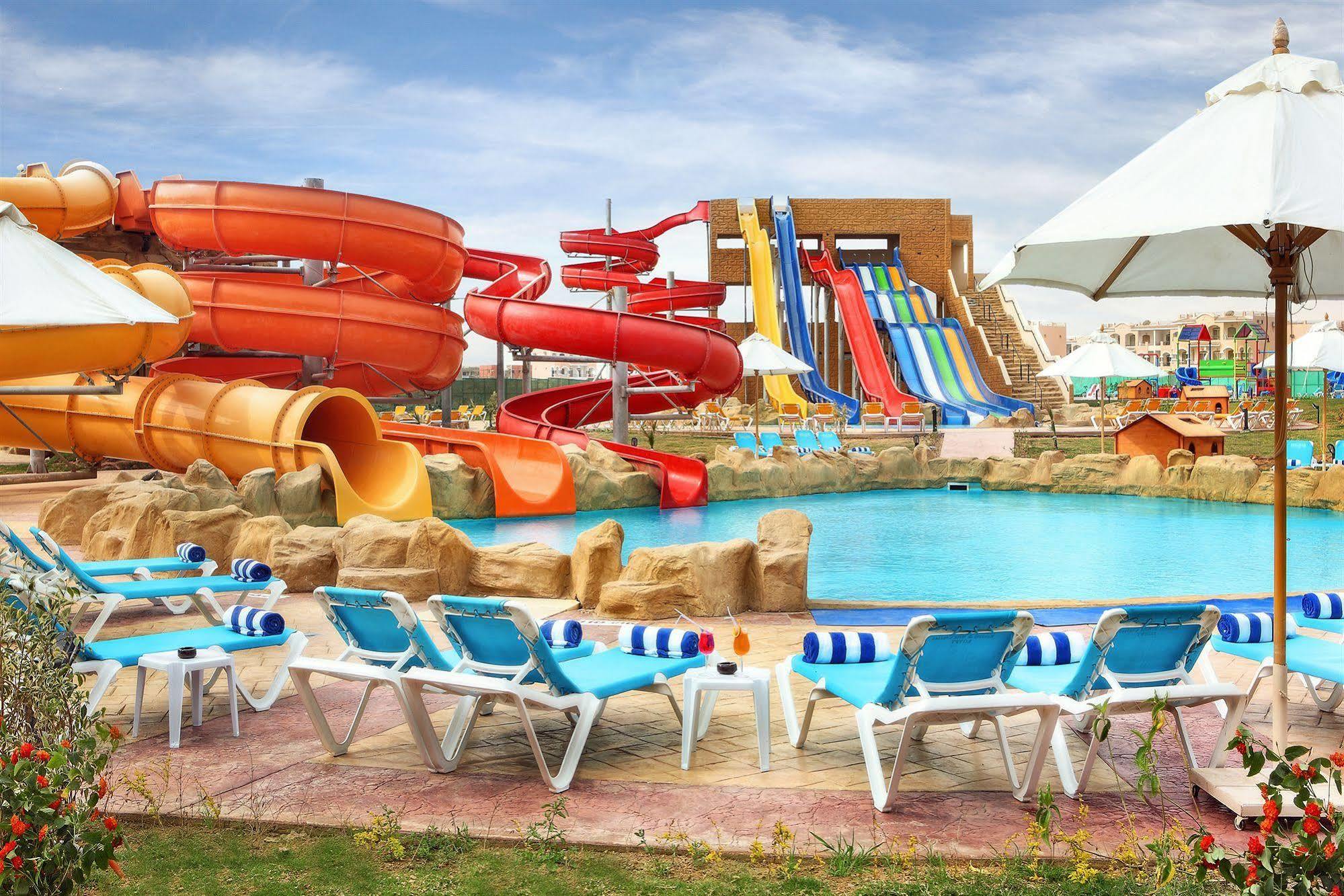 Resort Tirana Aqua Park 4*