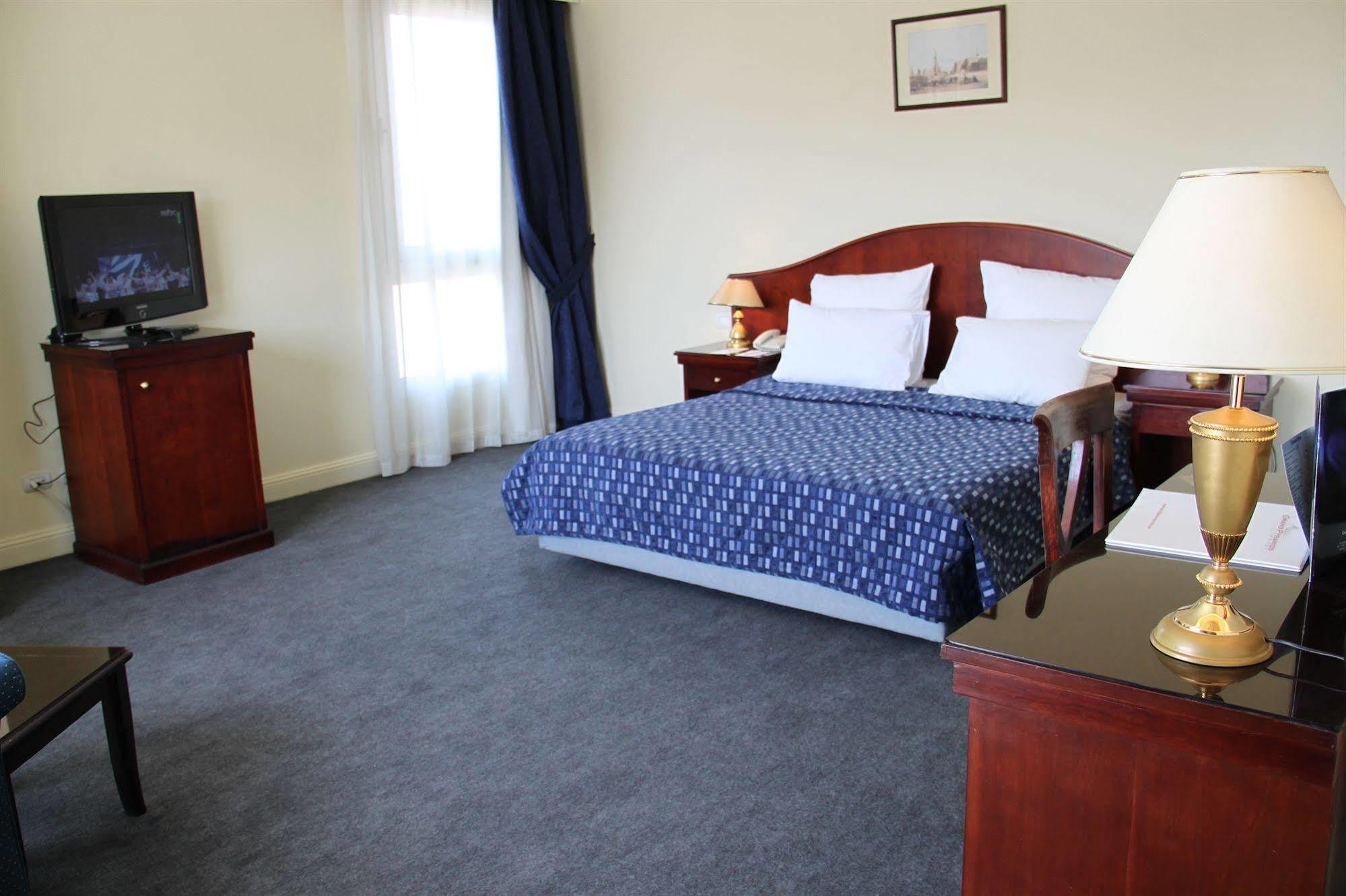 Grand Pyramids 4* Giza