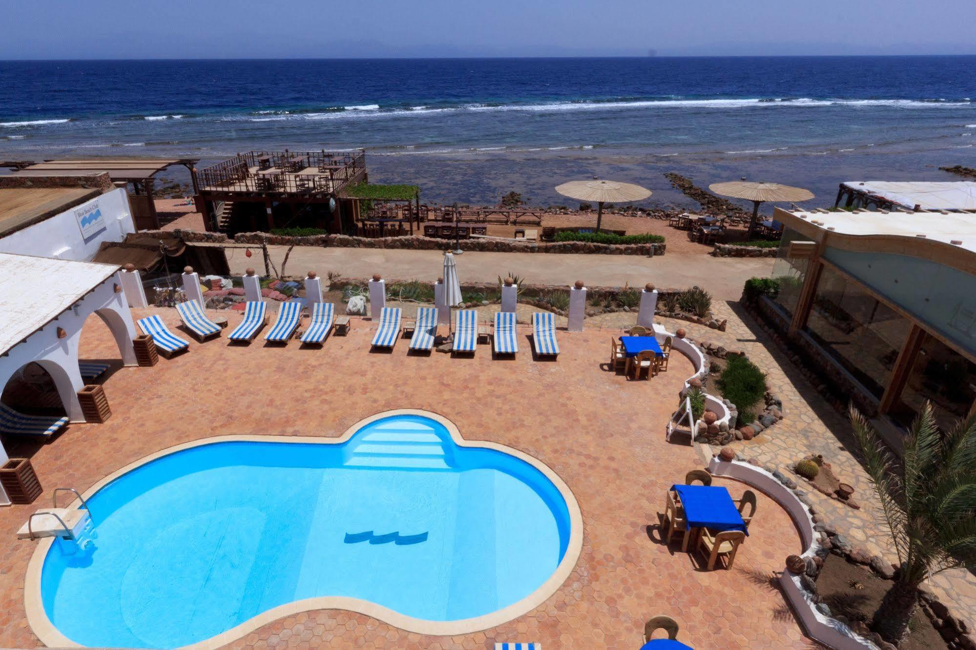 Blue Club Resort *