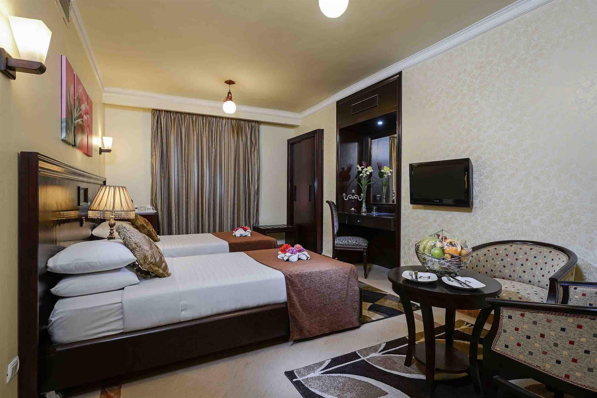 Mirita ,10th Of Ramadan Otel