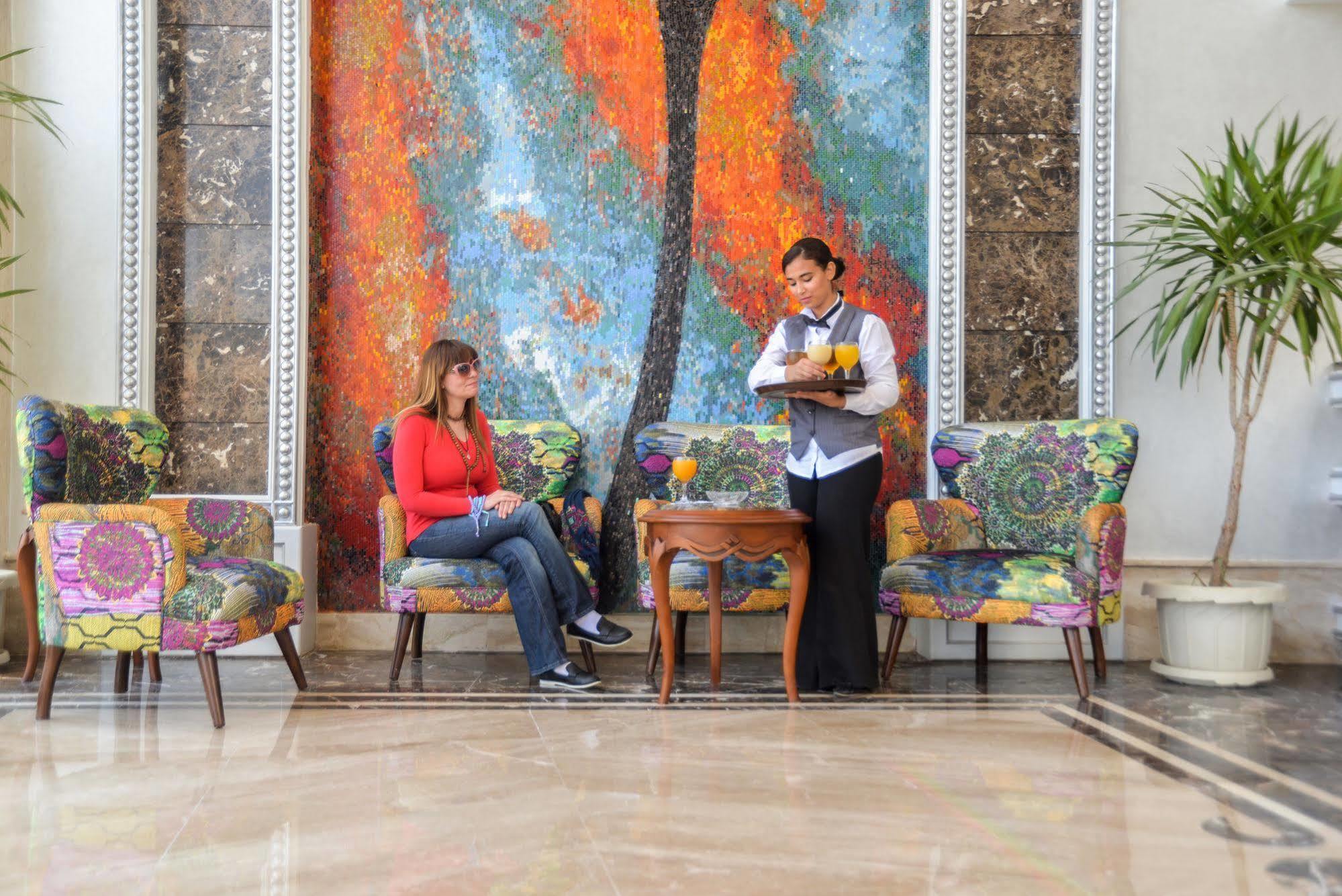 Tolip El Narges Hotel