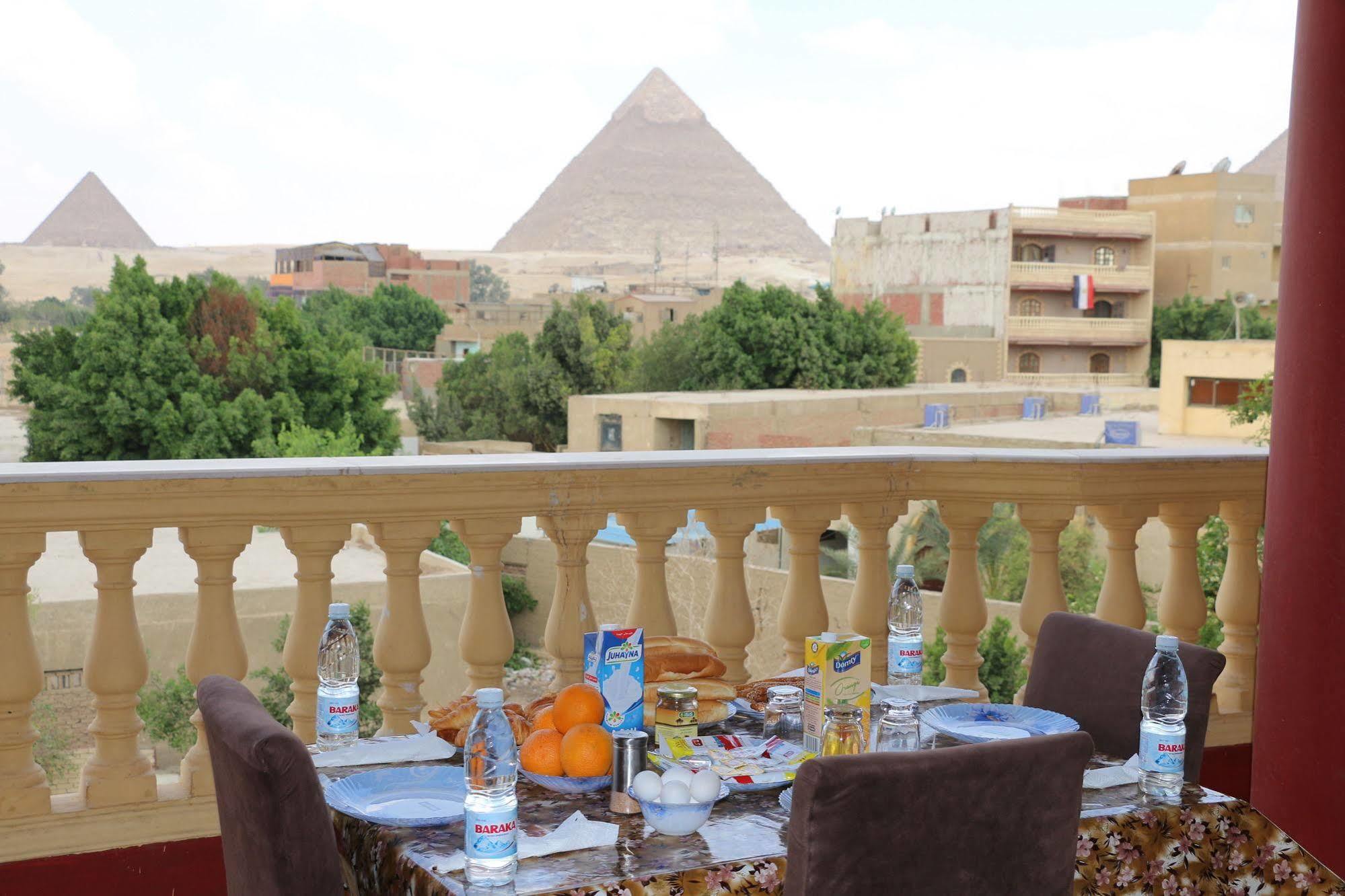 Pyramids Power 2* Kafret el-Gabal