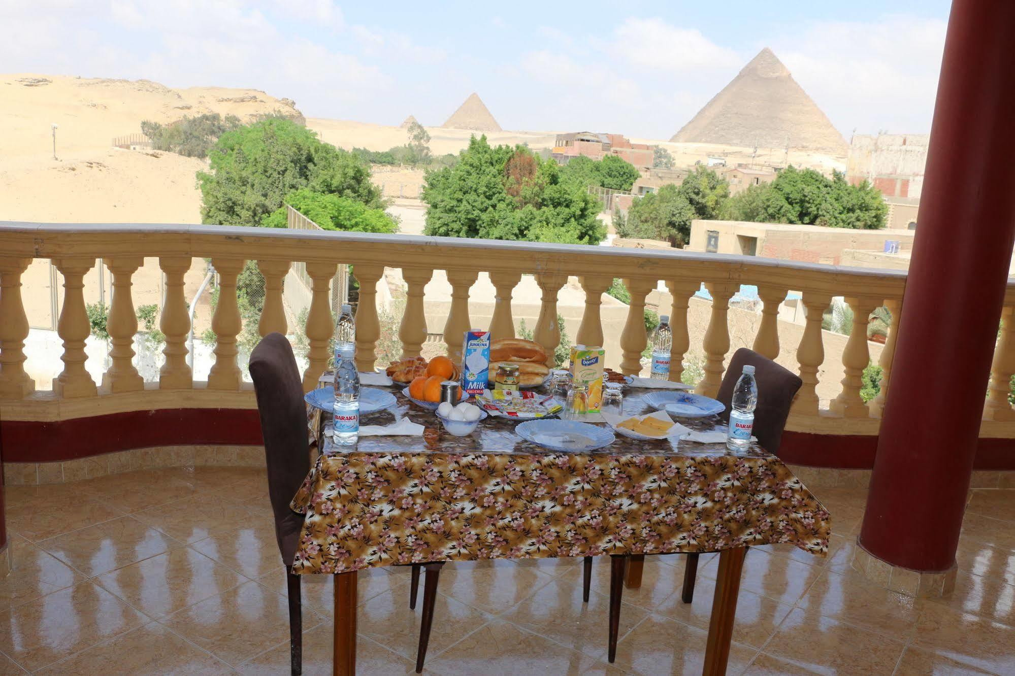 Pyramids Power 2* Kafret el-Gabal