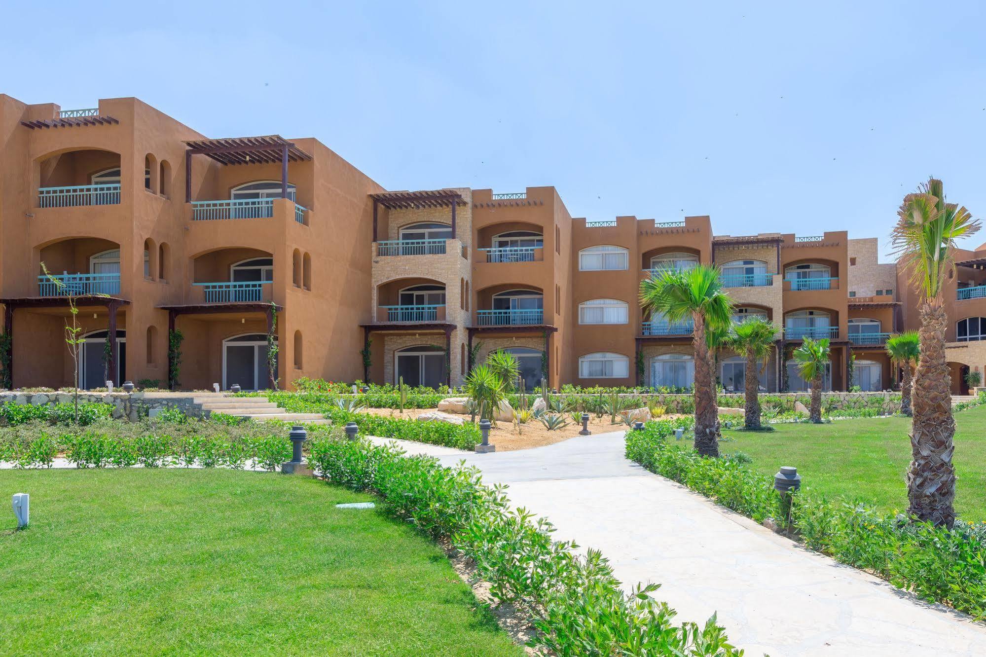 Byoum Lakeside Qaryat at Ta'mir as Siyahiyah
