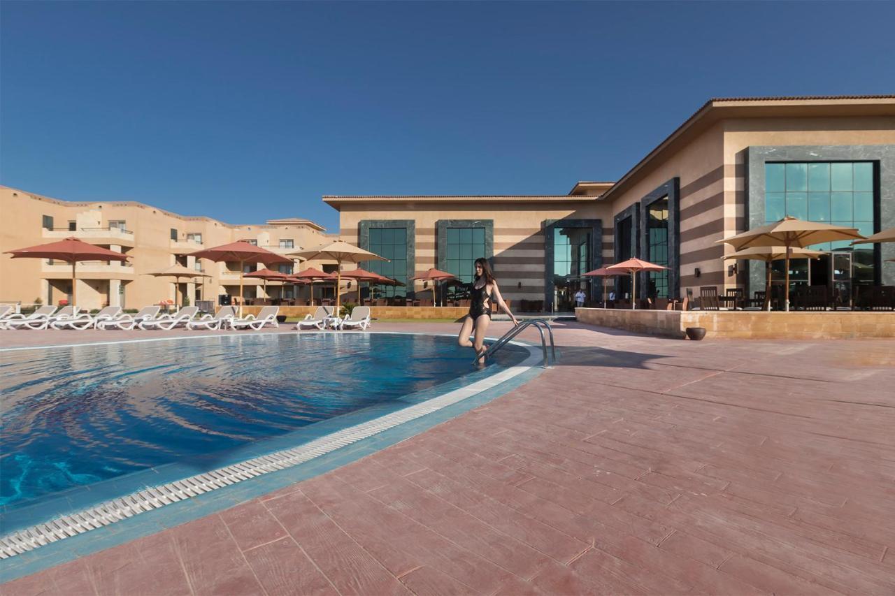 Hotel Aura Rahman El Alamein 4*