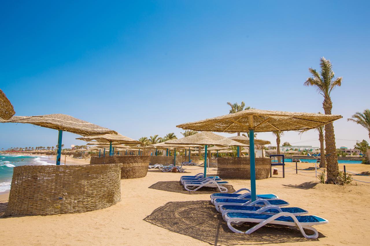 Emerald Aqua Park City Resort 5*