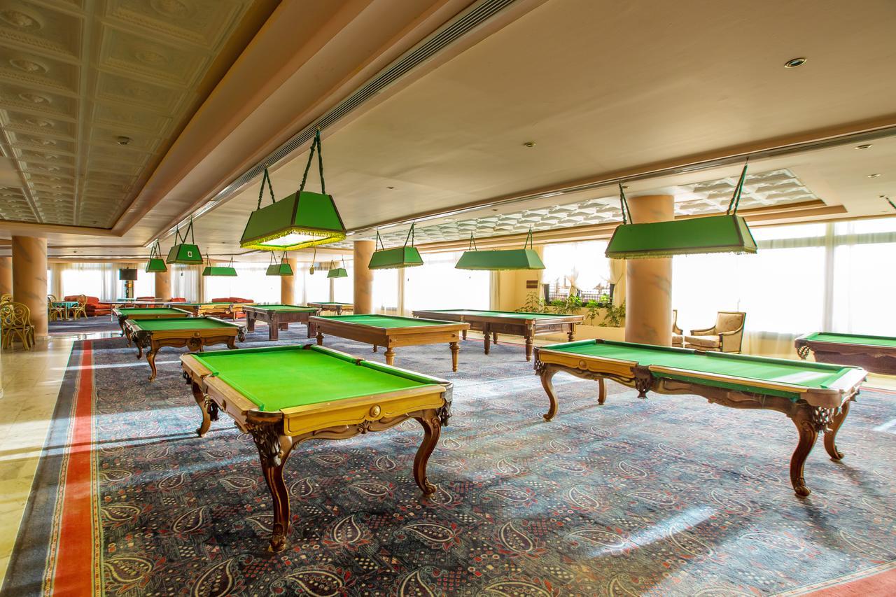 Emerald Aqua Park City 5*