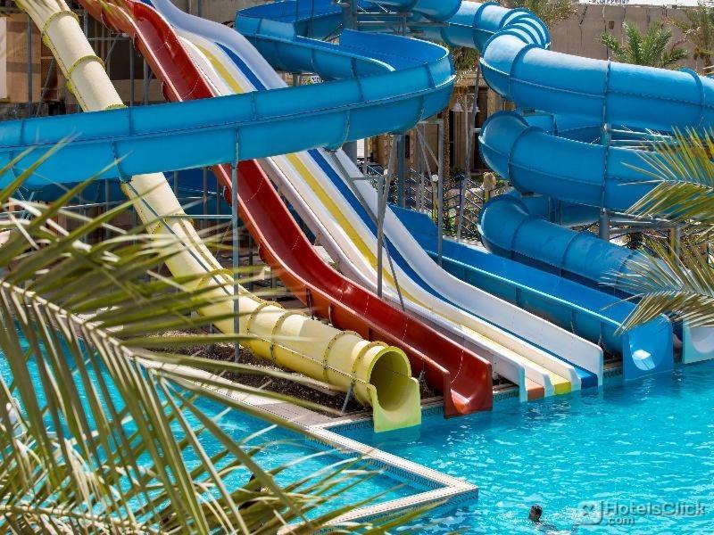 Lillyland Beach Club