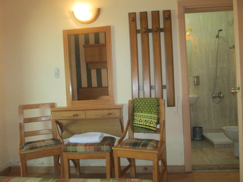 Mecca Hotel 2*