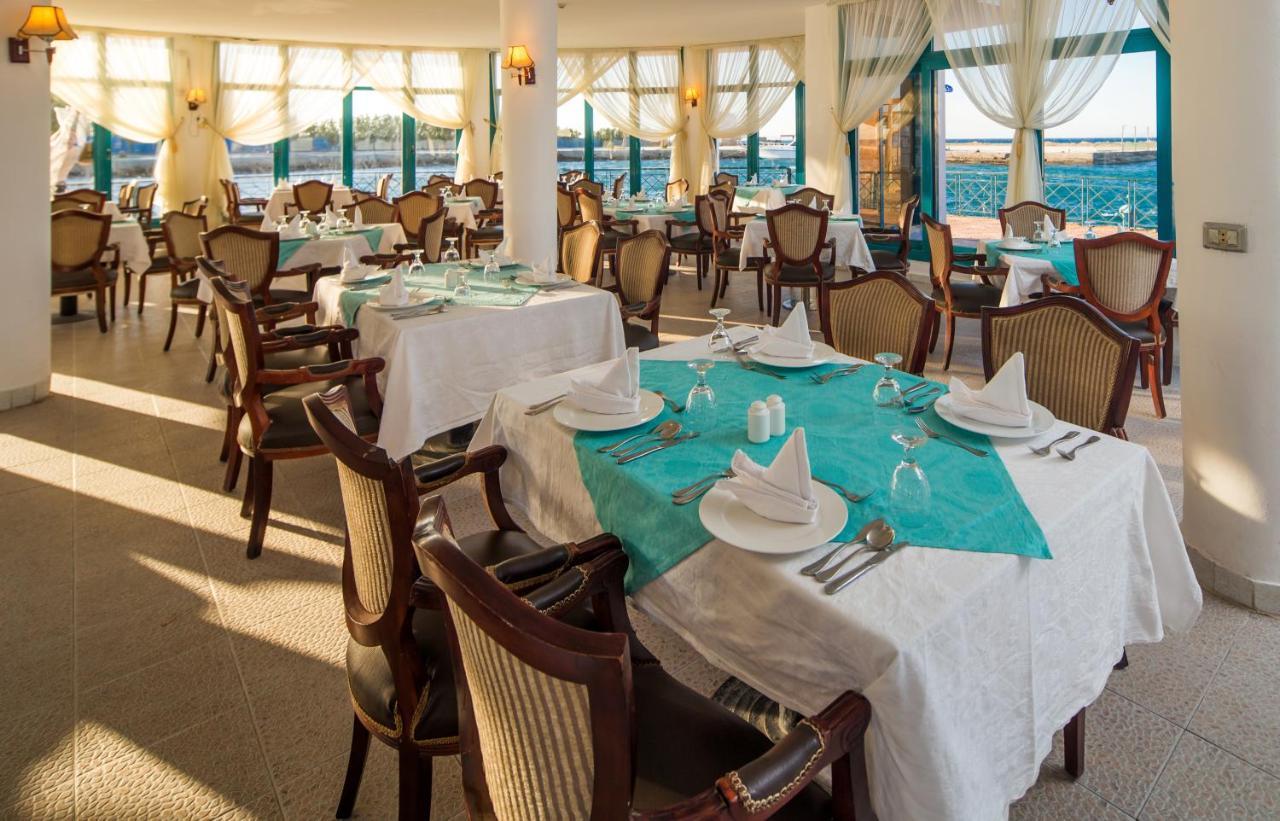 Emerald Aqua Park City Resort 5*