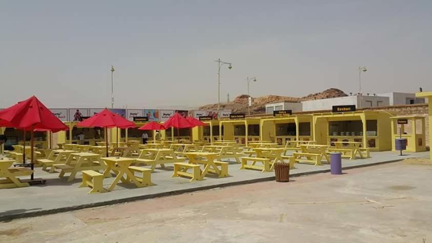 Chalet شاليهات عائلية صف اول علي البحر مباشرة بورتو ساوث - العين السخنة