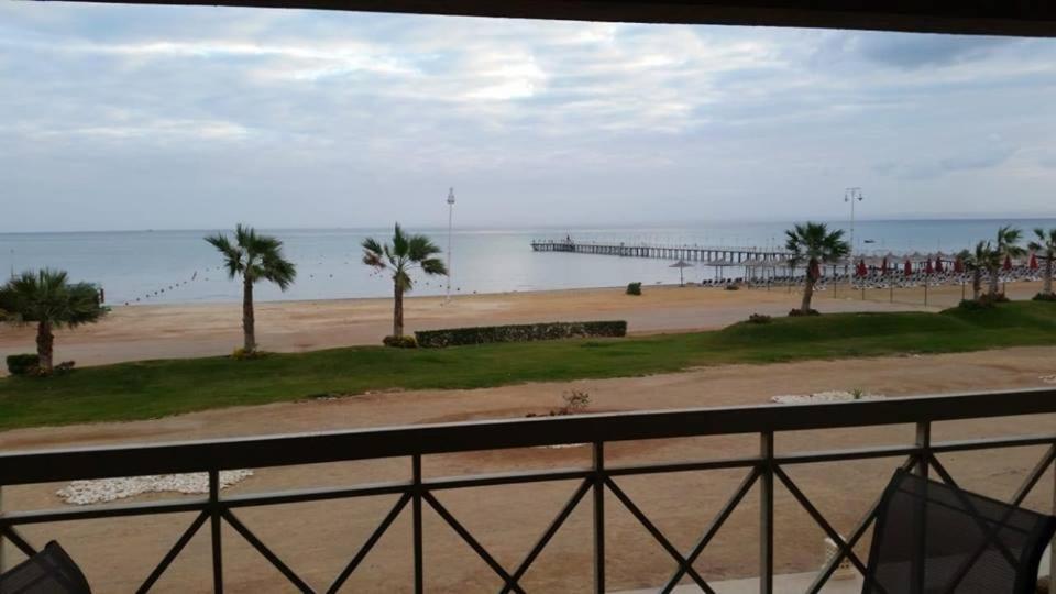 Chalet شاليهات عائلية صف اول علي البحر مباشرة بورتو ساوث - العين السخنة Ain Sukhna