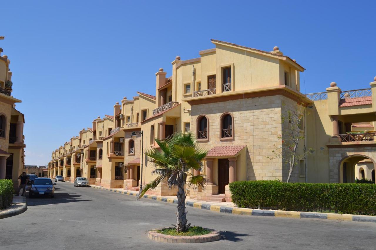 Lazorde Beachfront Experience * El Alamein