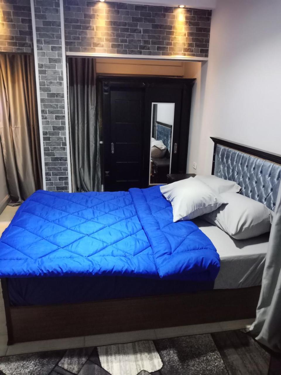 Hostel Castle *