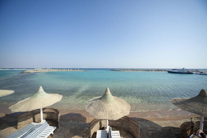Coral Beach 4*