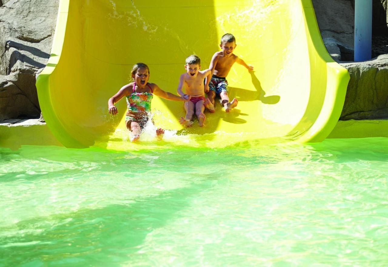Coral Sea Aqua Club 4*