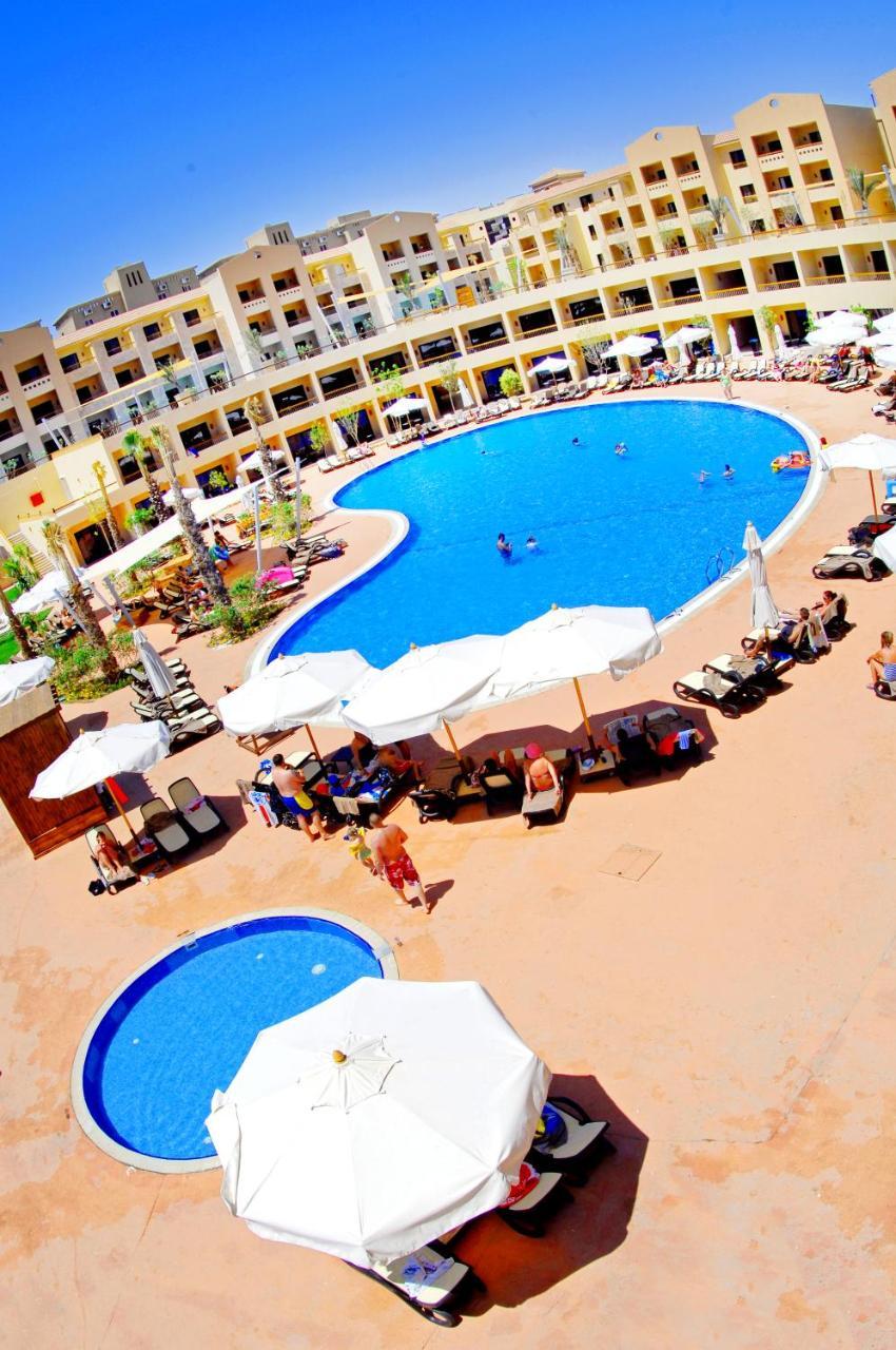 Hotel Coral Sea Aqua Club
