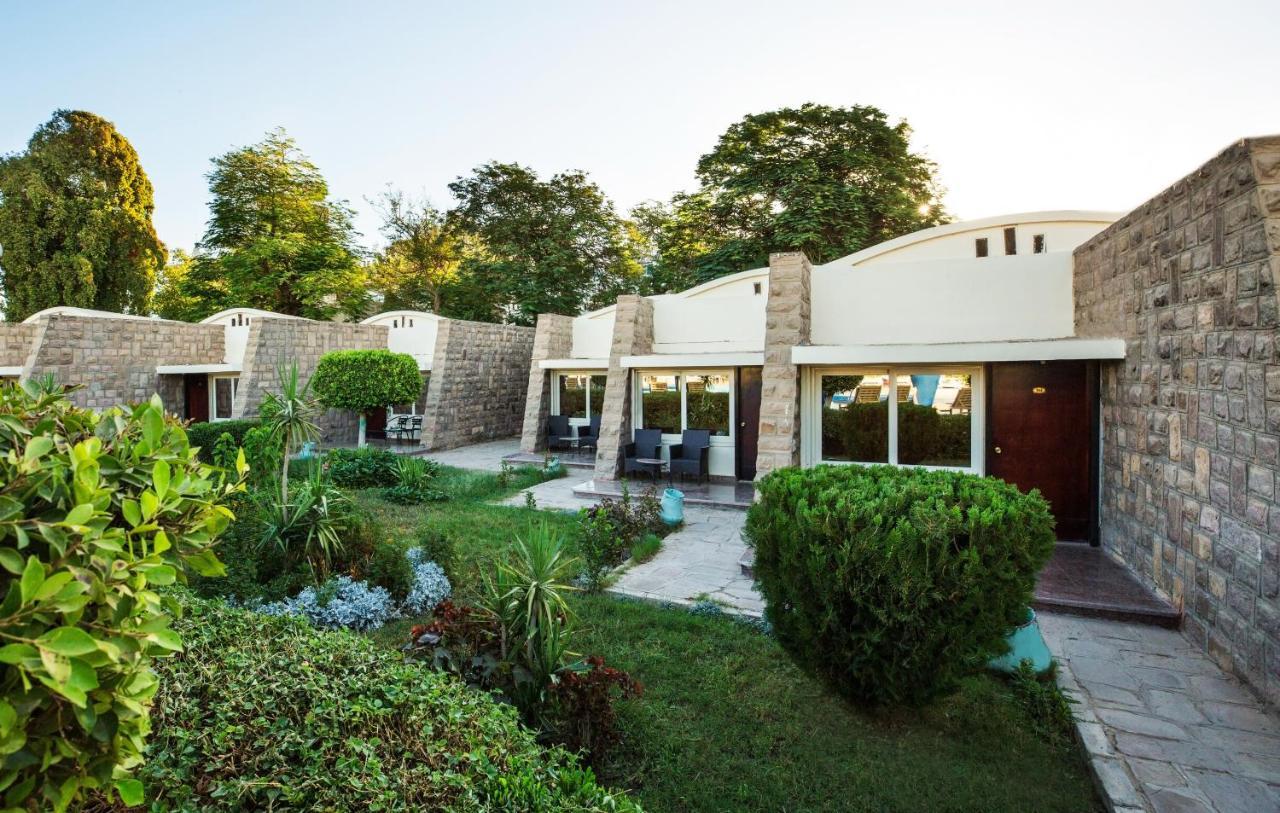 Obelisk Nile Resort 3*