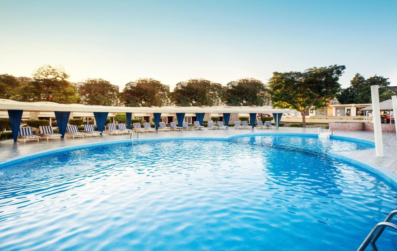 Resort Obelisk Nile